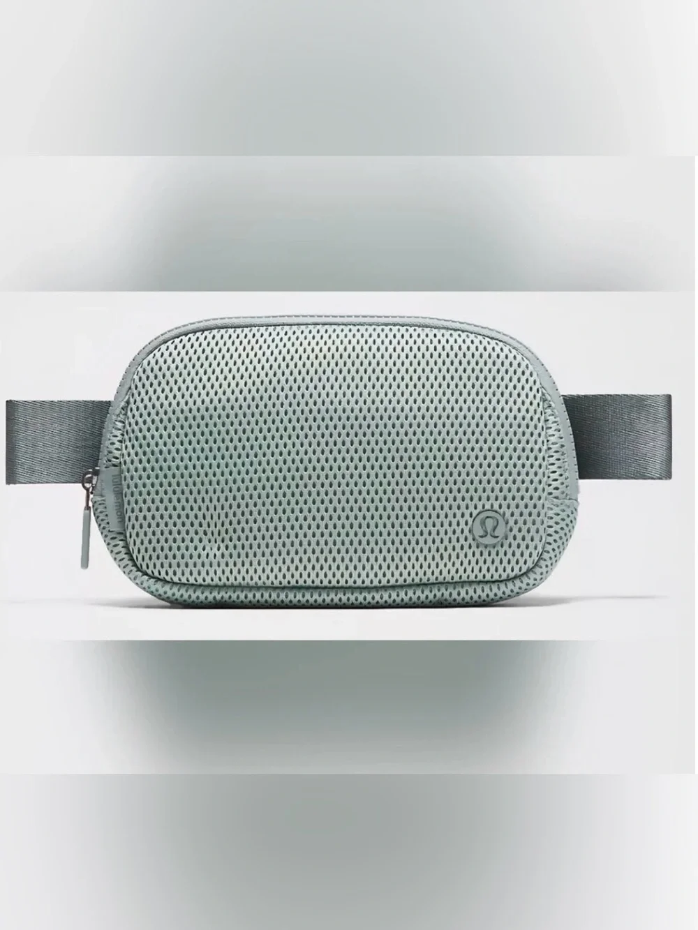 Lululemon Athletica Crater Blue Mesh Belt Bag - Picture 2 of 8